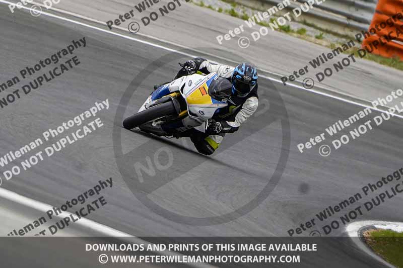 cadwell no limits trackday;cadwell park;cadwell park photographs;cadwell trackday photographs;enduro digital images;event digital images;eventdigitalimages;navarra;no limits trackdays;peter wileman photography;racing digital images;trackday digital images;trackday photos